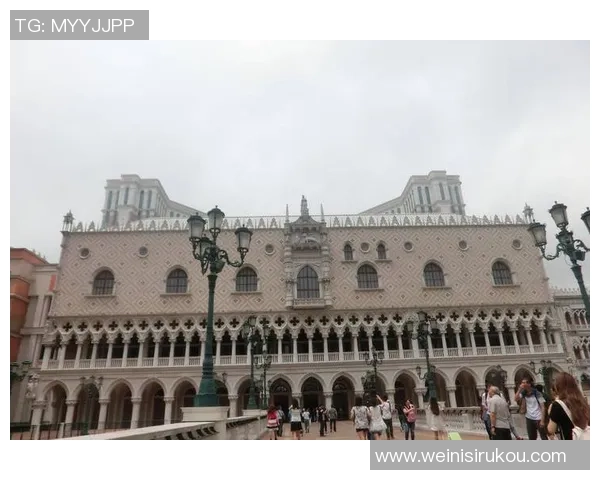 探索澳门威尼斯人的独特风情，一场色彩斑斓的黄色之旅